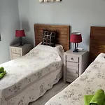 Private - Sleeps 6 - Heated Pool - Air Con Villa *