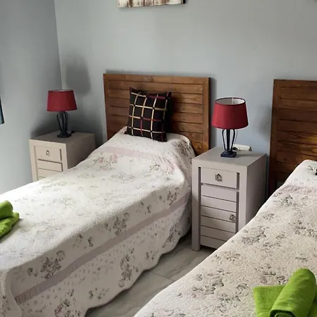 Private - Sleeps 6 - Heated Pool - Air Con Villa *