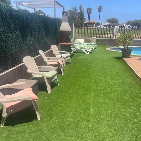 Private - Sleeps 6 - Heated Pool - Air Con Villa Caleta de Fuste