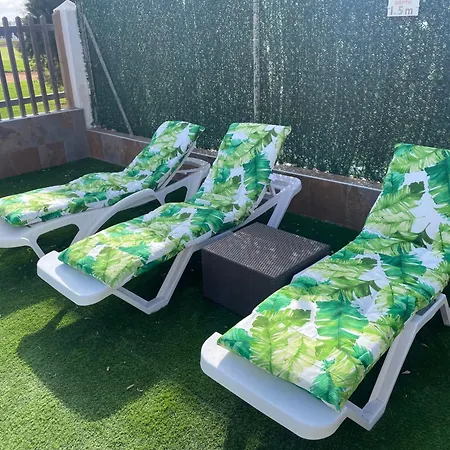 Private - Sleeps 6 - Heated Pool - Air Con Villa