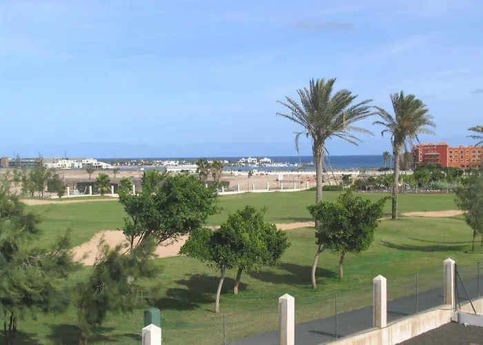 Private - Sleeps 6 - Heated Pool - Air Con Villa *