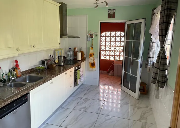 Private - Sleeps 6 - Heated Pool - Air Con Villa Caleta De Fuste